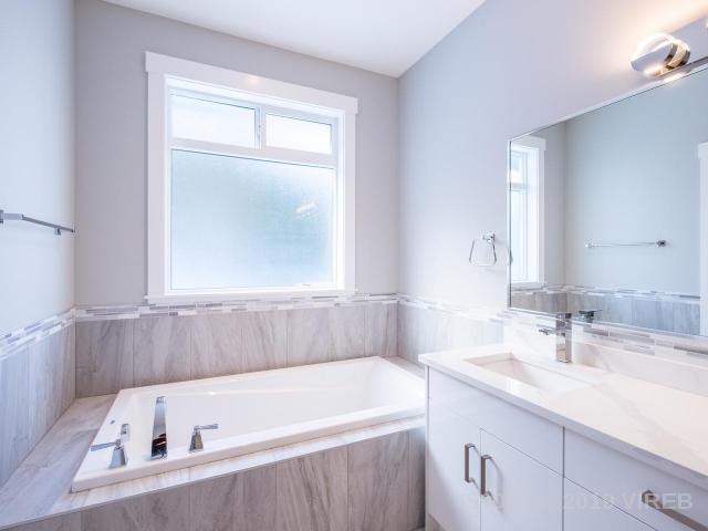 Langara I thumbnail 11